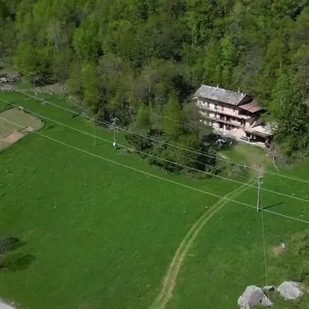 La Casa Nel Bosco Parco Gran Paradiso Apartman Noasca